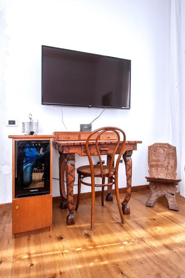 B&B Bone Novelle Dimora Storica Palazzo Zuzi LʼAquila Exteriör bild