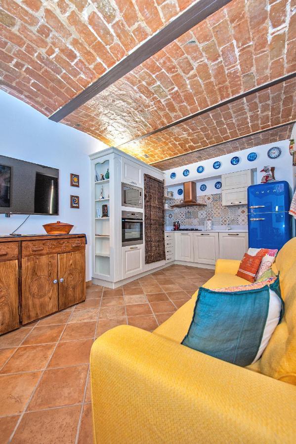 B&B Bone Novelle Dimora Storica Palazzo Zuzi LʼAquila Exteriör bild