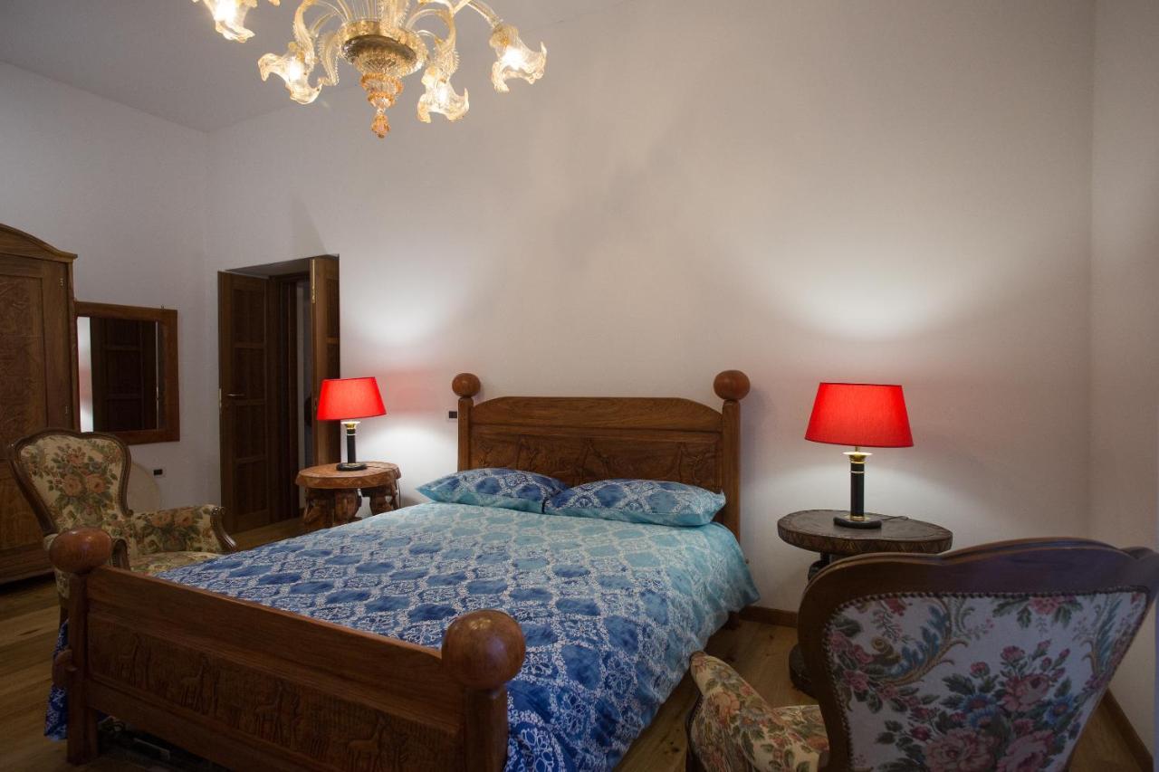 B&B Bone Novelle Dimora Storica Palazzo Zuzi LʼAquila Exteriör bild